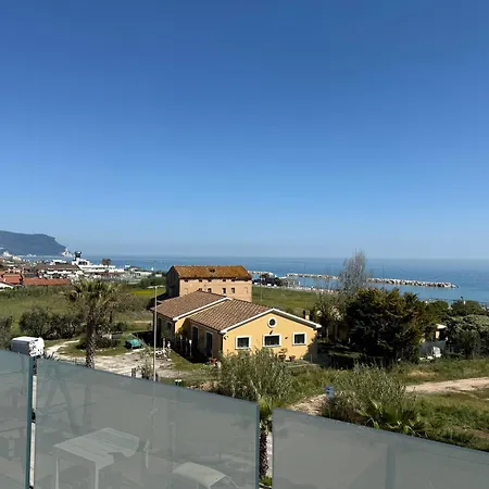 P095 - Porto Recanati, Nuovo Trilocale Con Ampio Terrazzo Vista Mare